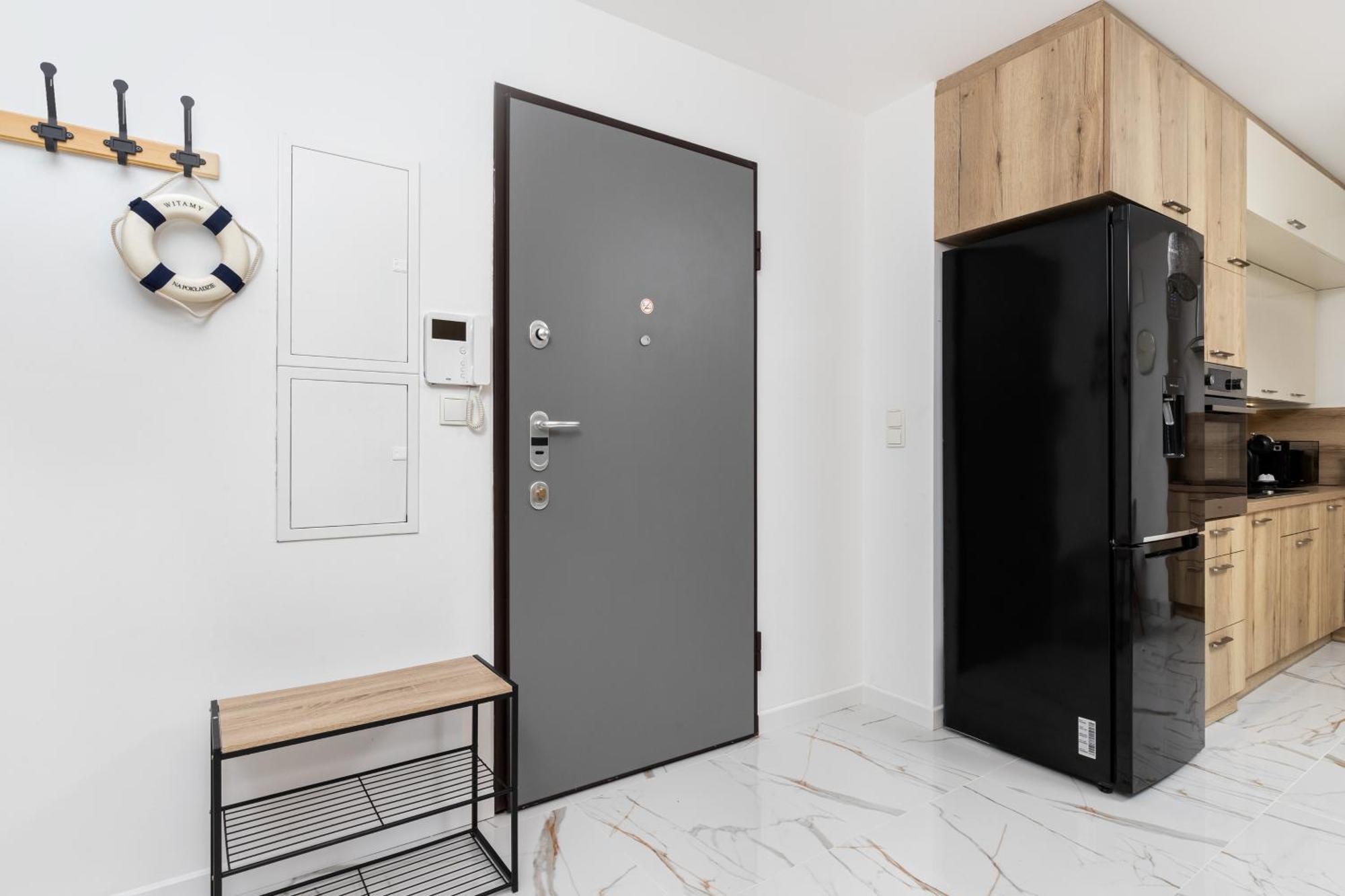 Batorego 7 Apartament With Terrace & Parking Downtown Gdynia By Renters Buitenkant foto