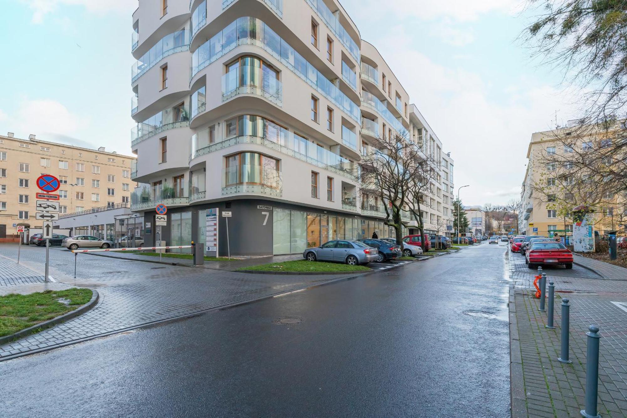 Batorego 7 Apartament With Terrace & Parking Downtown Gdynia By Renters Buitenkant foto